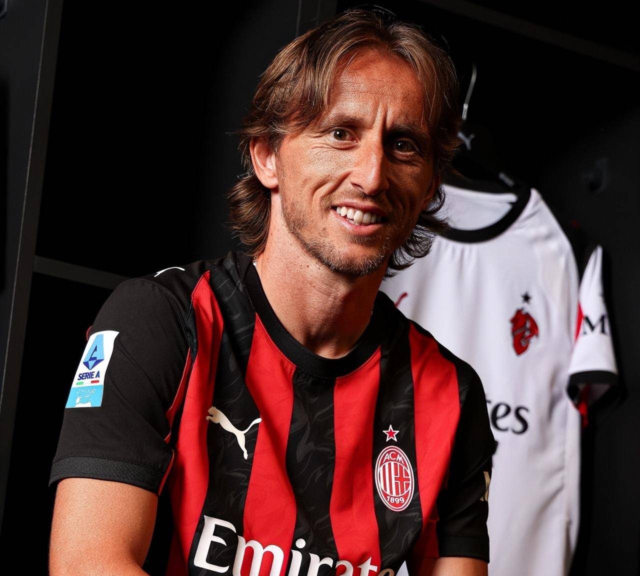 女性博彩分析师比例升至45%